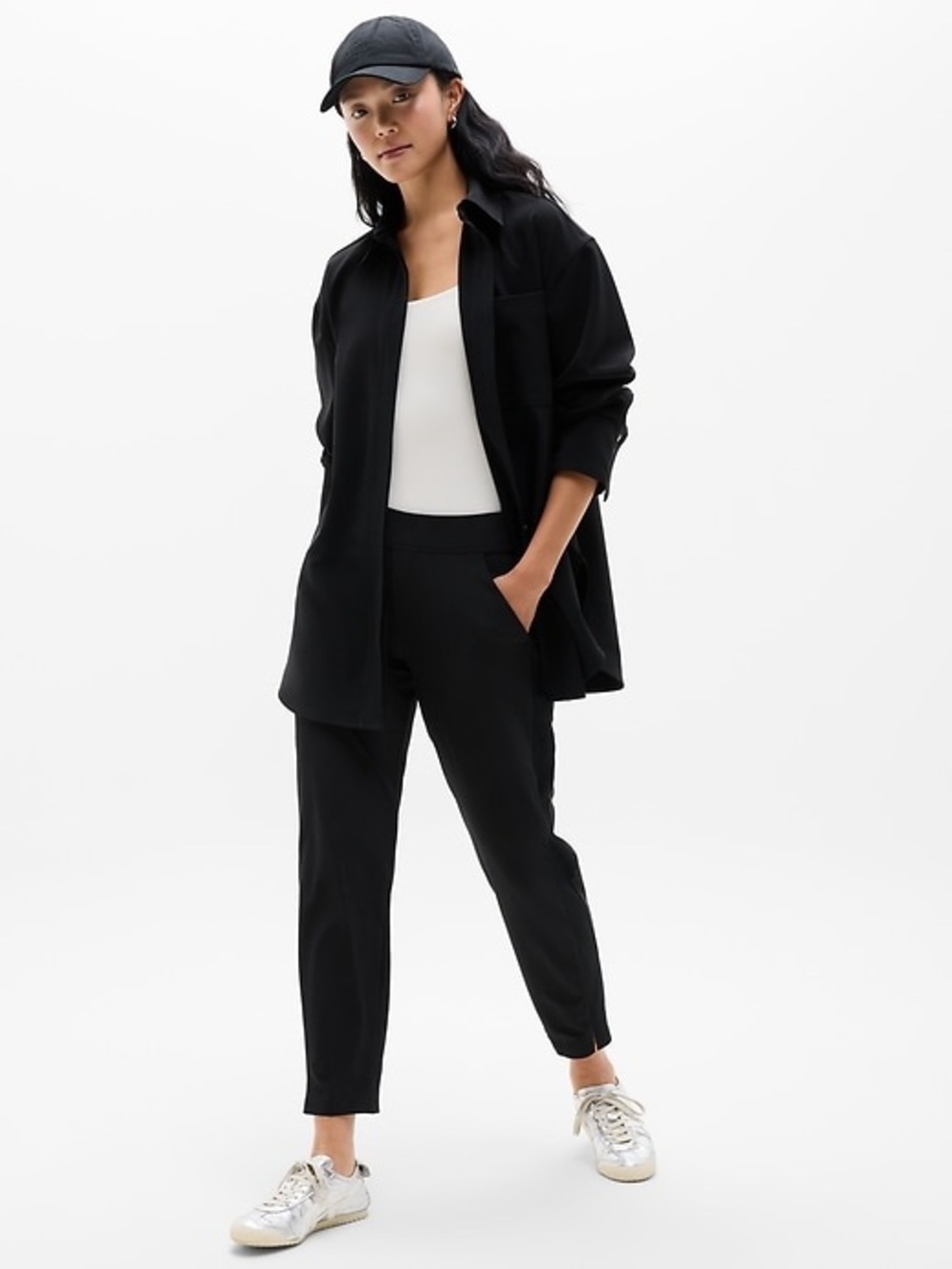 322. NWOT Athleta Women’s Brooklyn Mid Rise Cropped Black Ankle Pants- Size 8P